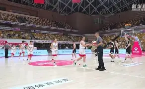 篮球锦标赛季后赛火爆展开,球星亮相了吗